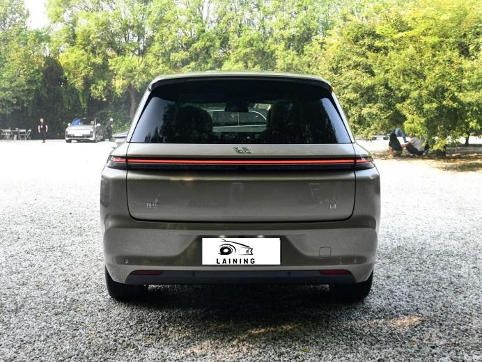 L8 - lainingauto
