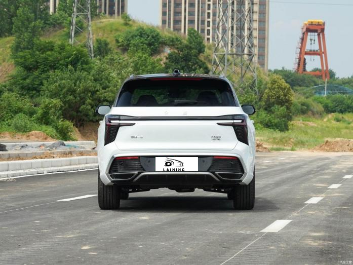 HS3 2023 года 2.0T/4WD - lainingauto
