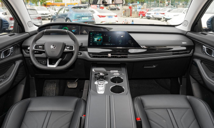 UNI-K - lainingauto